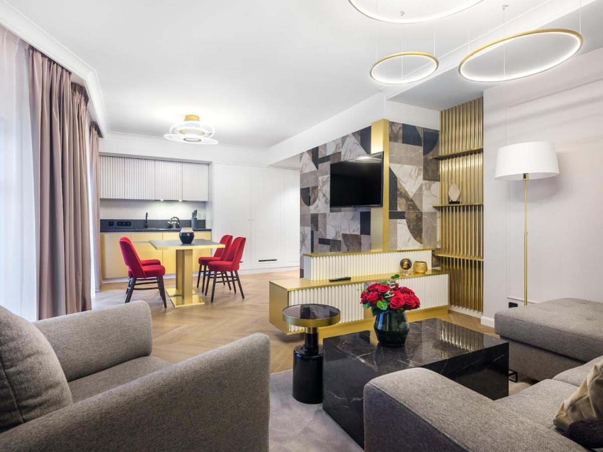 Golden Queen Deluxe Jacuzzi Apartments - Old Town Krakow Exterior photo